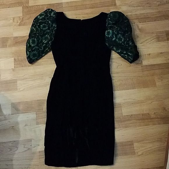 GUNNE SAX JESSICA MCCLINTOCK  SEQUIN SQUARE NECK LACE PUFF SLEEVES VELVET LACE 5 - Picture 8 of 9